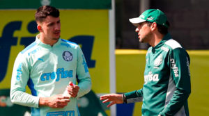 Abel e Piquerez: o único uruguaio na lateral do Palmeiras por enquanto.