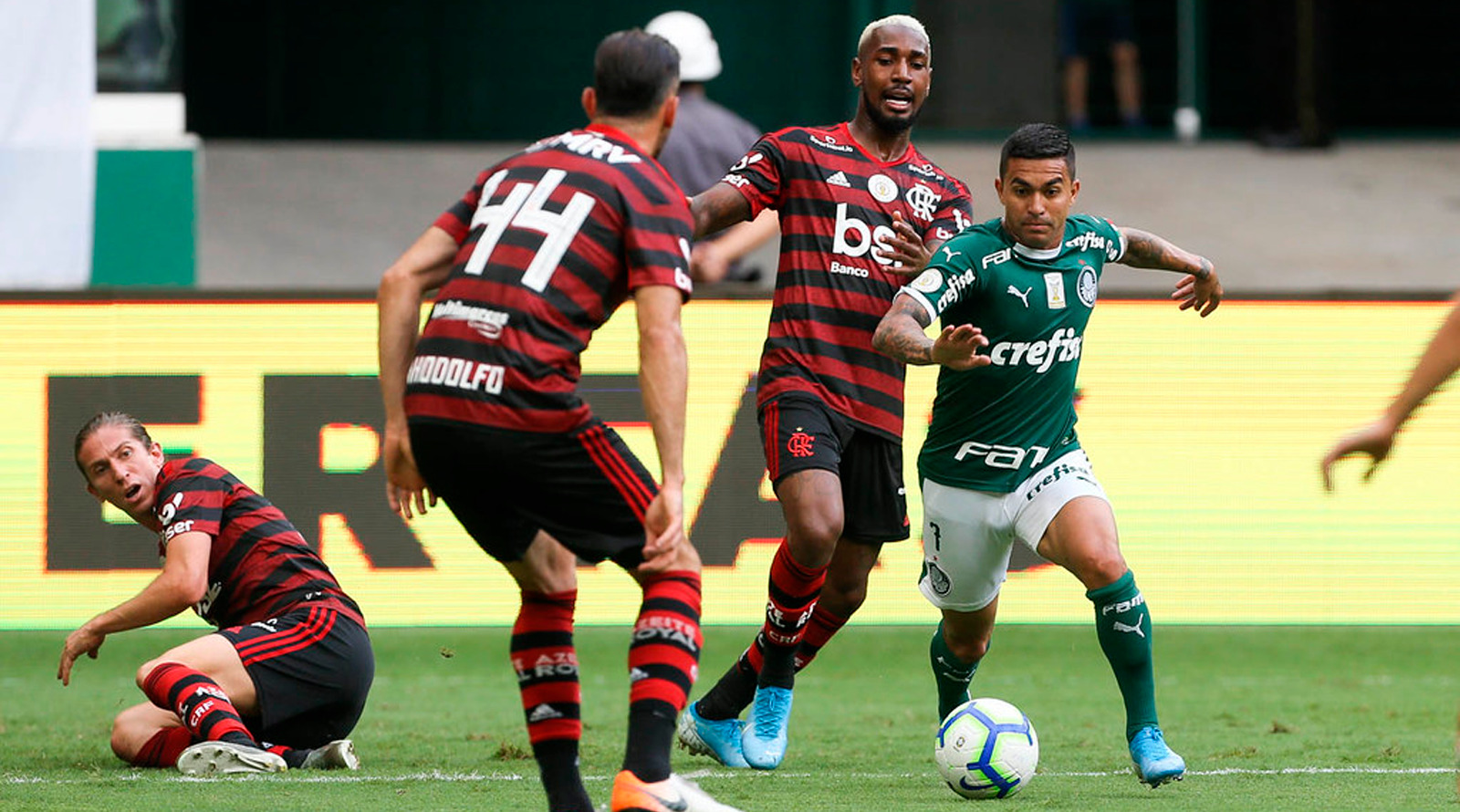 Palmeiras x Flamengo: CBF encaminha final da Supercopa em Brasília