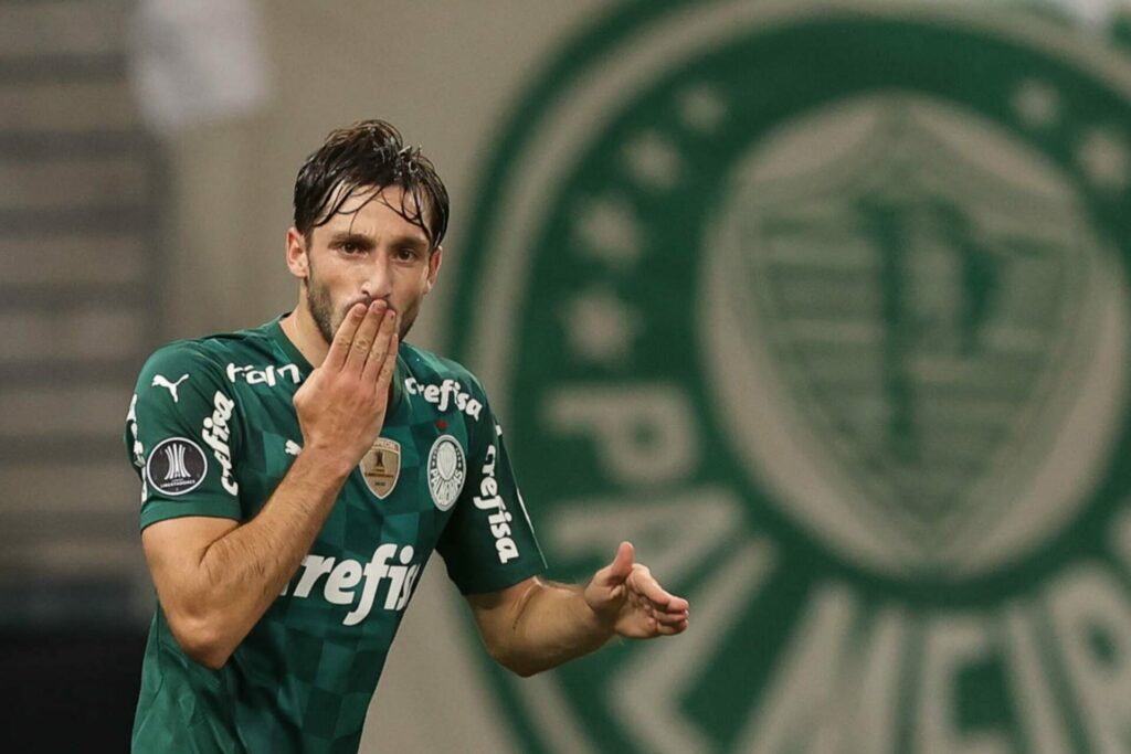 matias-vina- palmeiras -scaled-1