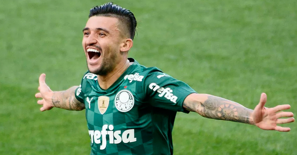 Lateral Do Palmeiras Perto De Fechar Com O Maior Rival Por R$ 10 ...