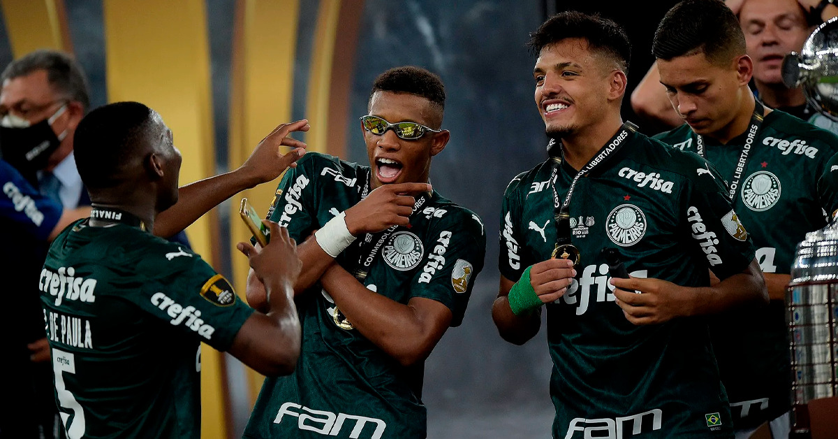 OFICIAL! Após 18 Anos, ‘cria Da Academia’ Se Despede Do Palmeiras Com 5 ...