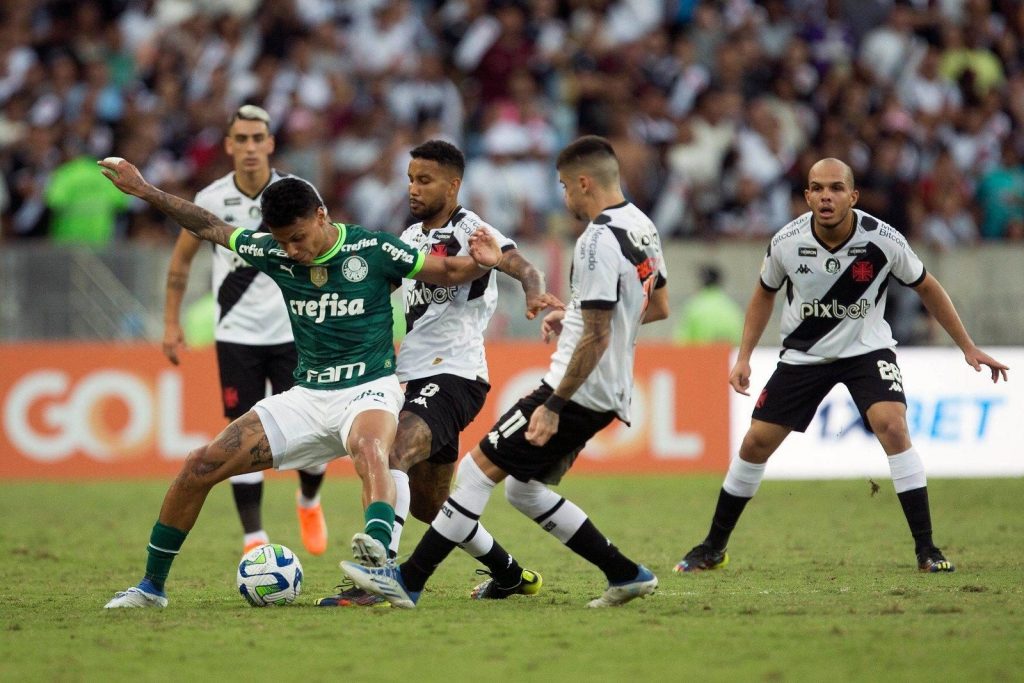 Fim da novela! Claudinho comunica Palmeiras e define onde vai