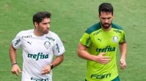 Luan e Abel Ferreira. Foto: Cesar Greco/Palmeiras