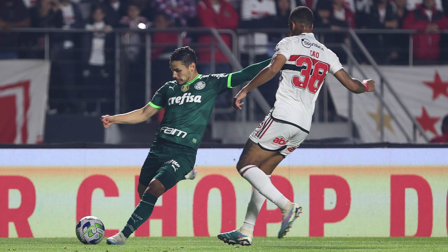 Vidente aponta quem vence o jogo Palmeiras x Bahia