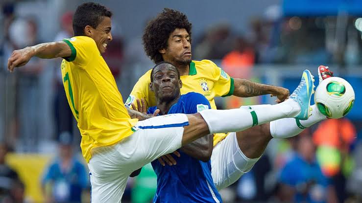 Dante e Luiz Gustavo Seleção Brasileira