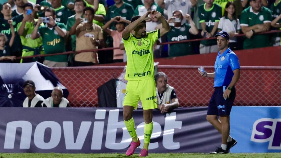 Flaco López comemora gol do Palmeiras contra a Portuguesa no Campeonato Paulista Marcello Zambrana / AGIF / Gazeta Press