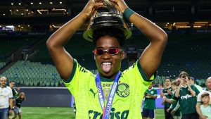 Endrick comemorando pelo Palmeiras. Foto: Cesar Greco