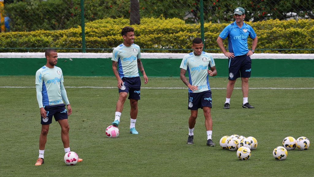 Garcia, Rocha e Mayke