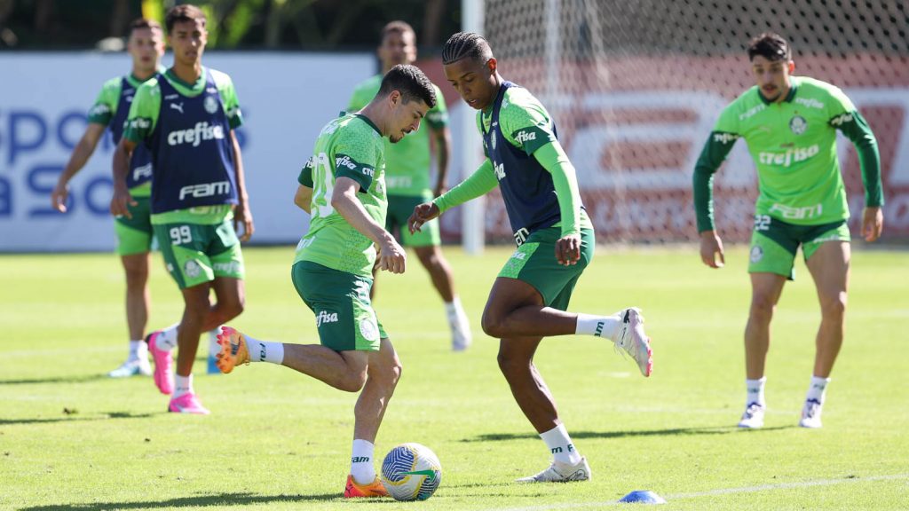 Treino do Palmeiras e possível chegada de ex-Corinthians 