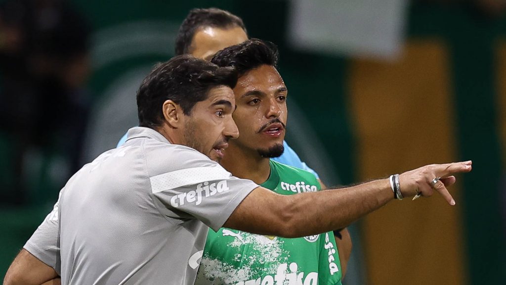 Abel Ferreira e Gabriel Menino. Foto: Cesar Greco