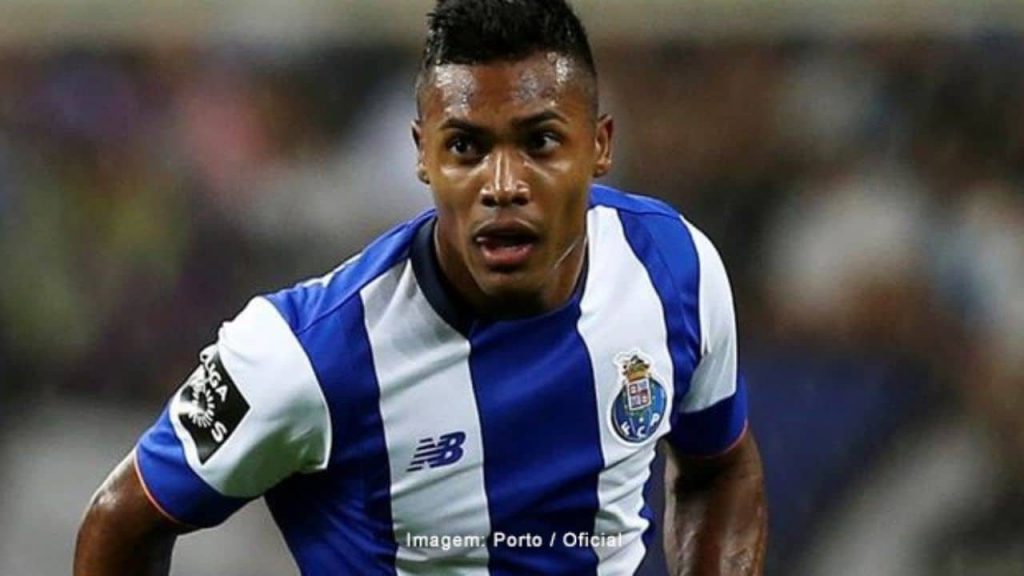 Alex Sandro é alvo do Palmeiras. Foto: Getty Images