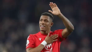 Danilo em partida pelo Nottingham Forest. Foto: ProShots