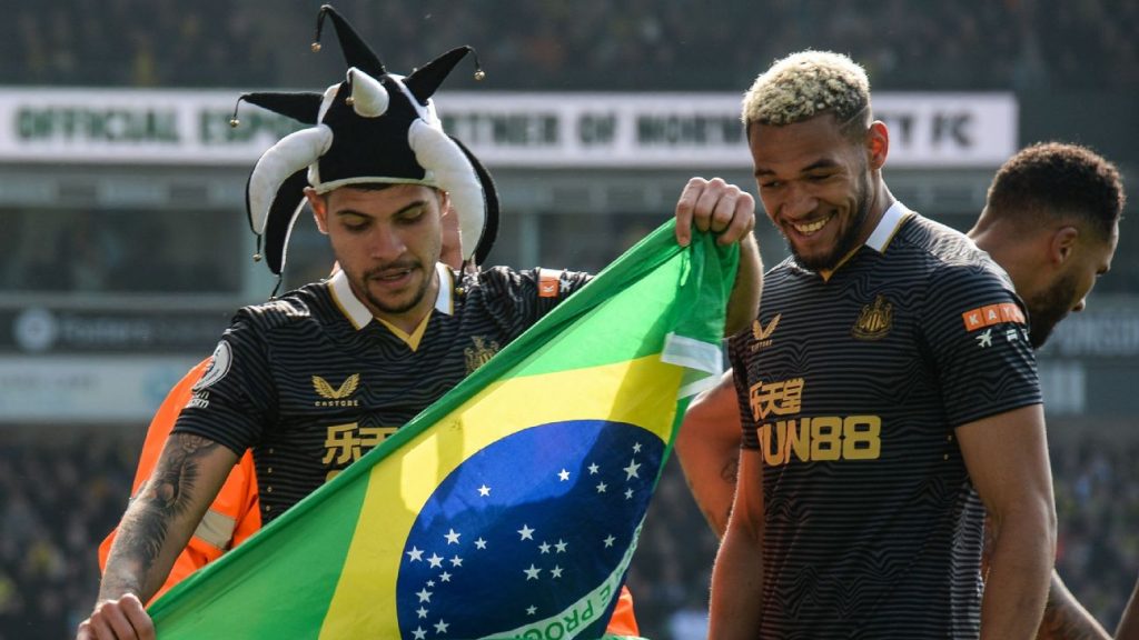 Joelinton e Bruno Guimarães. Foto: reprodução/ESPN