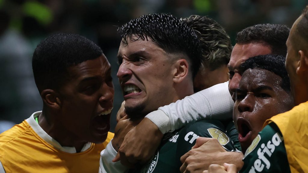 Vanderlan e Piquerez. Foto: Cesar Greco/Palmeiras