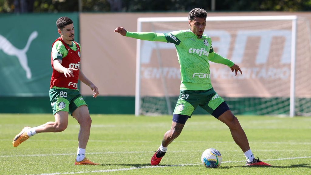 Rômulo e Richard Ríos. Foto: Cesar Greco/Palmeiras