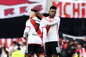 Adam Bareiro e Borja, do River Plate. Foto: Getty Images