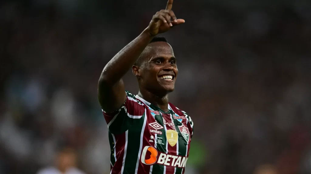 Fluminense toma decisão de 'ultima hora' sobre Arias no Palmeiras em 2025