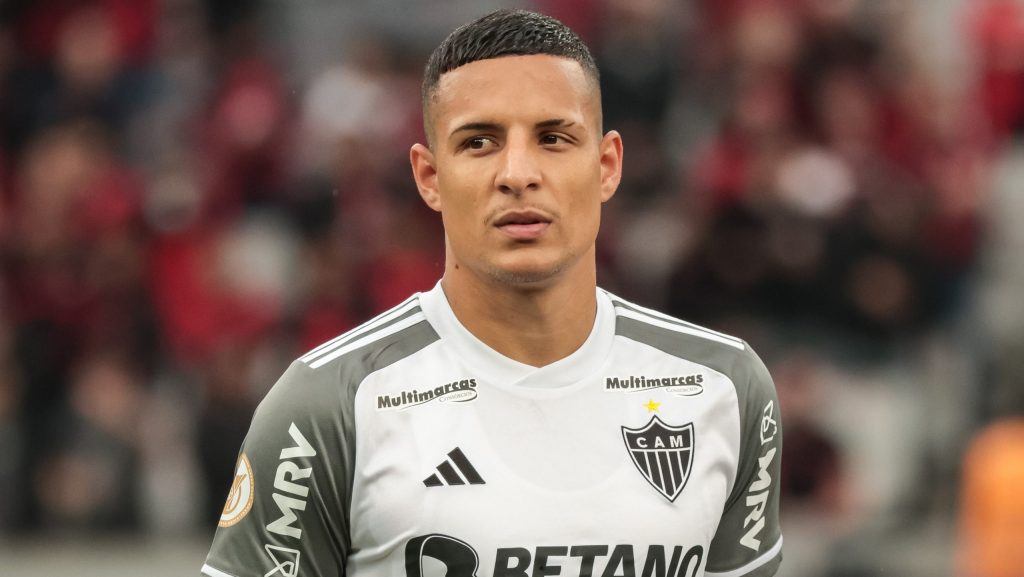 Guilherme Arana. Foto: Robson Mafra/AGIF
