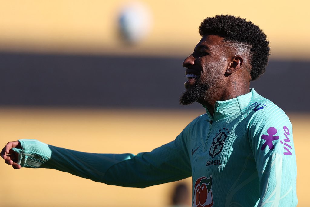Emerson Royal. Foto:Vitor Silva/CBF