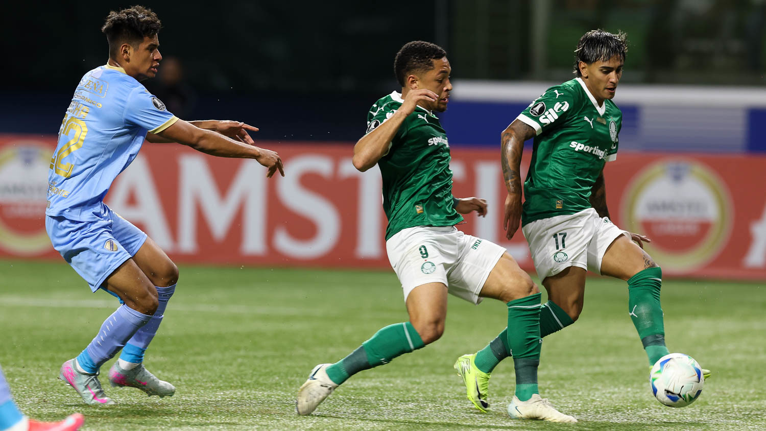 Sem Vitor Roque e Paulinho, Palmeiras está definido diante do Bragantino