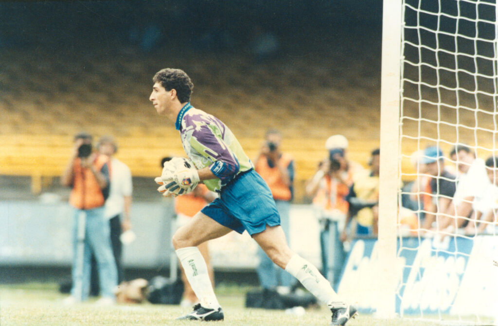 Sérgio, goleiro do Palmeiras, durante partida contra o São Paulo FC, válida pela décima rodada do Campeonato Paulista 1994. - Foto: Acervo/Gazeta Press